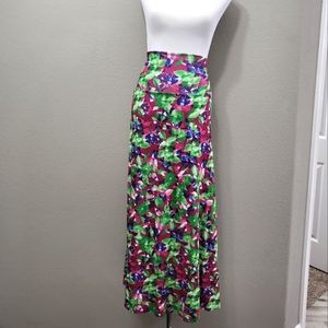 😍Beautiful Floral LuLaRoe Maxi Size XL